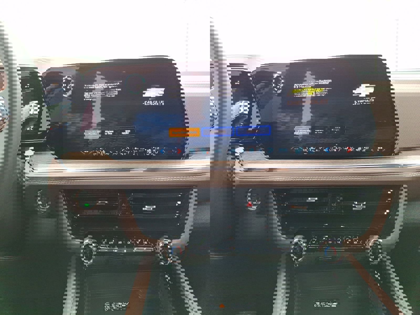 New 2026 Chevrolet Suburban High Country image 10