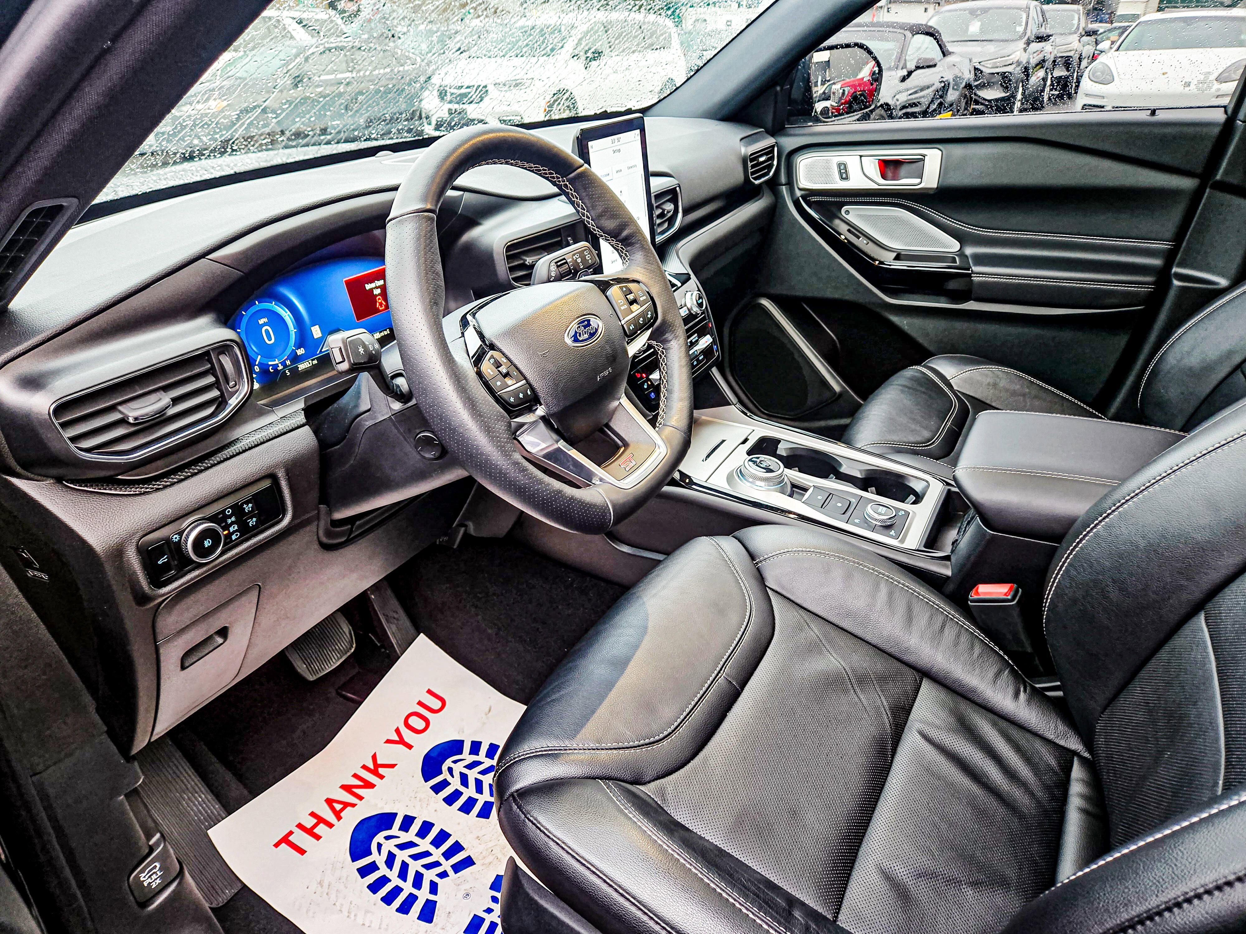 Used 2024 Ford Explorer ST w/ Equipment Group 401A image 9