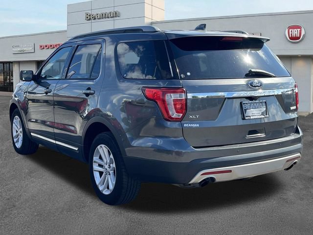 Used 2017 Ford Explorer XLT FWD image 5