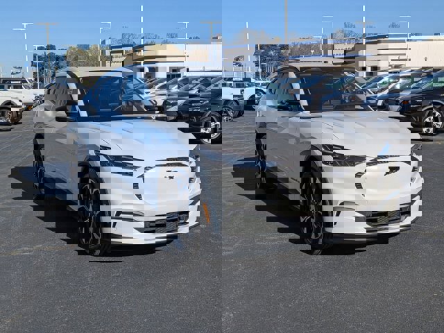 Certified 2025 Ford Mustang Mach-E Select w/ Comfort Package Lite image 2