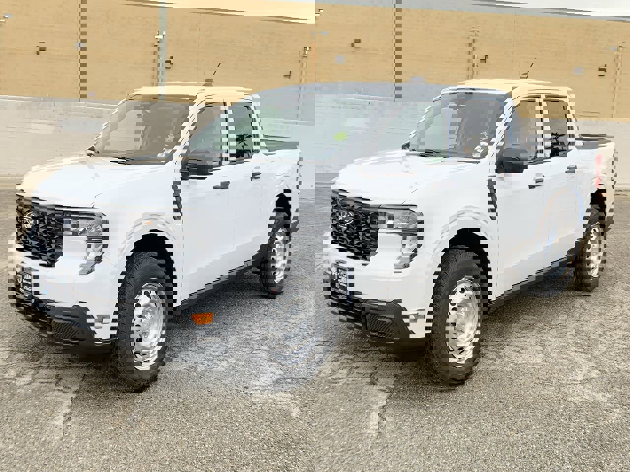 New 2025 Ford Maverick XL image 4