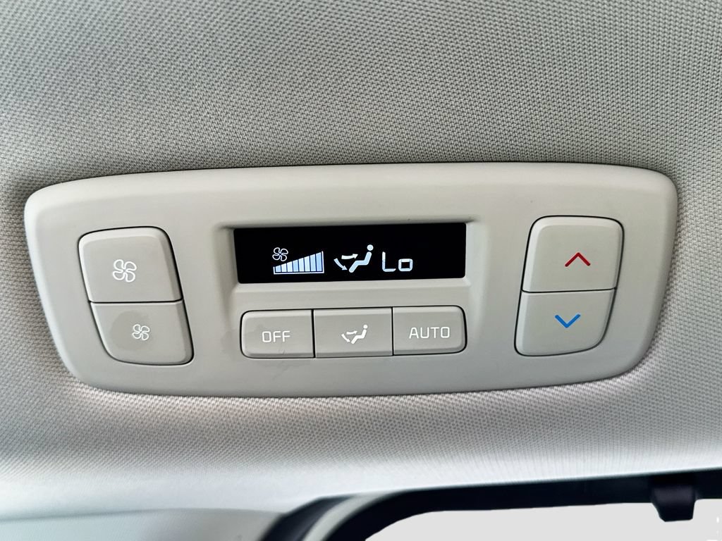 Used 2022 Kia Carnival SX Prestige FWD image 27