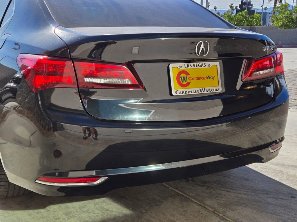 Used 2017 Acura TLX w/ Technology Package FWD image 4