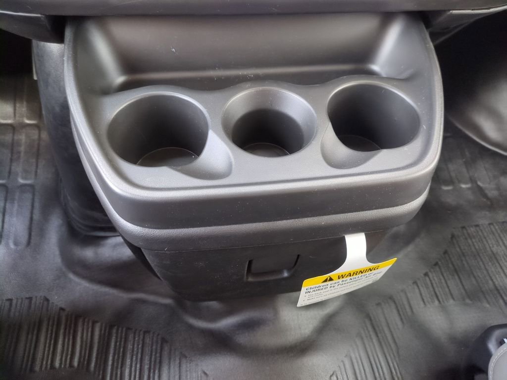 New 2026 GMC Savana 2500 RWD image 13