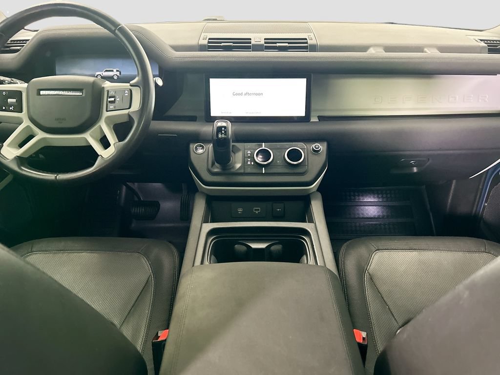 Used 2023 Land Rover Defender 110 X-Dynamic SE AWD/4WD image 13