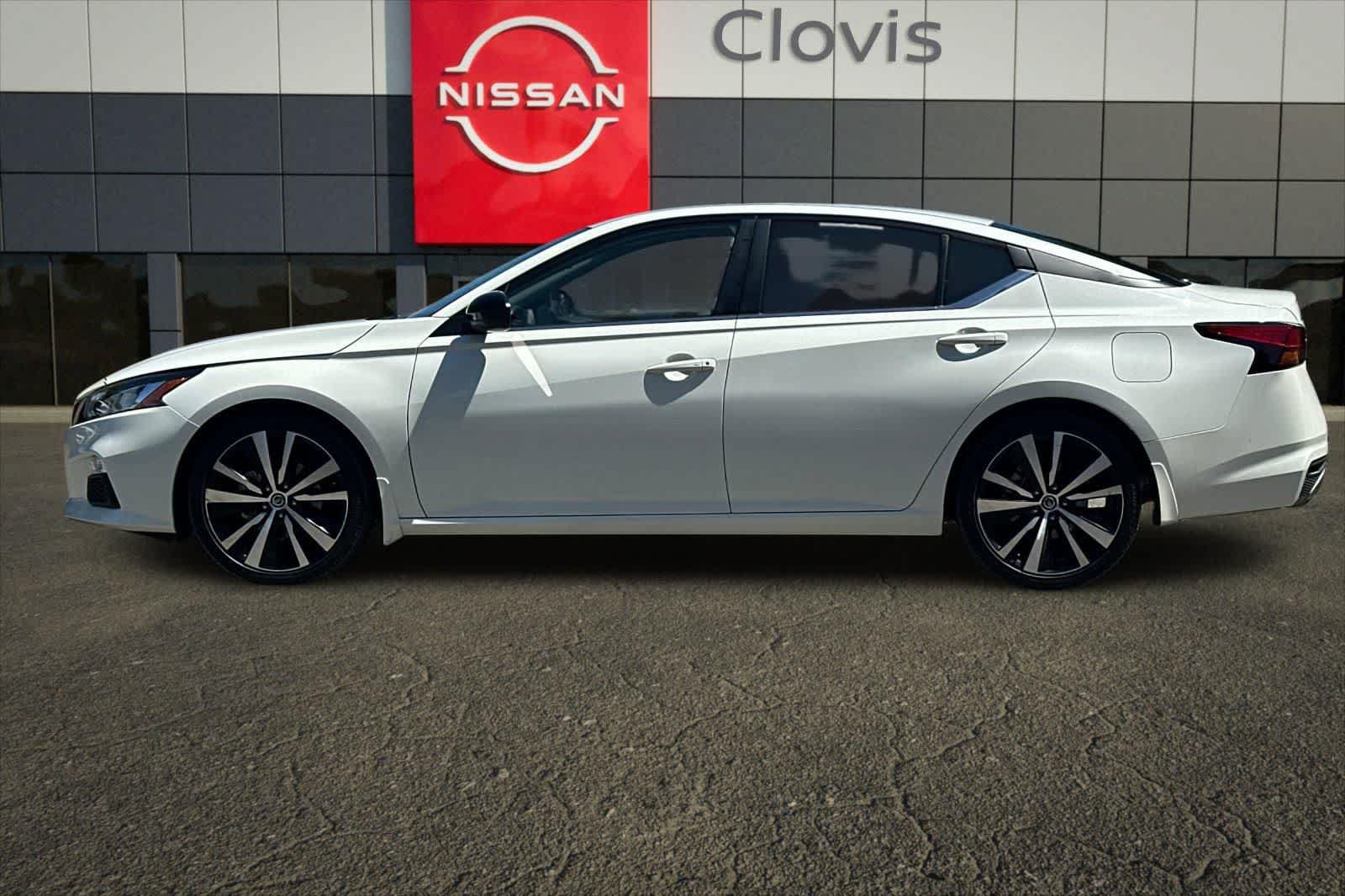 Certified 2022 Nissan Altima 2.5 SR FWD image 6