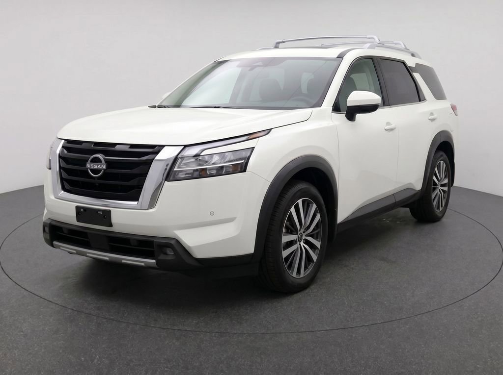 Used 2023 Nissan Pathfinder SL w/ Lighting Package (N92)