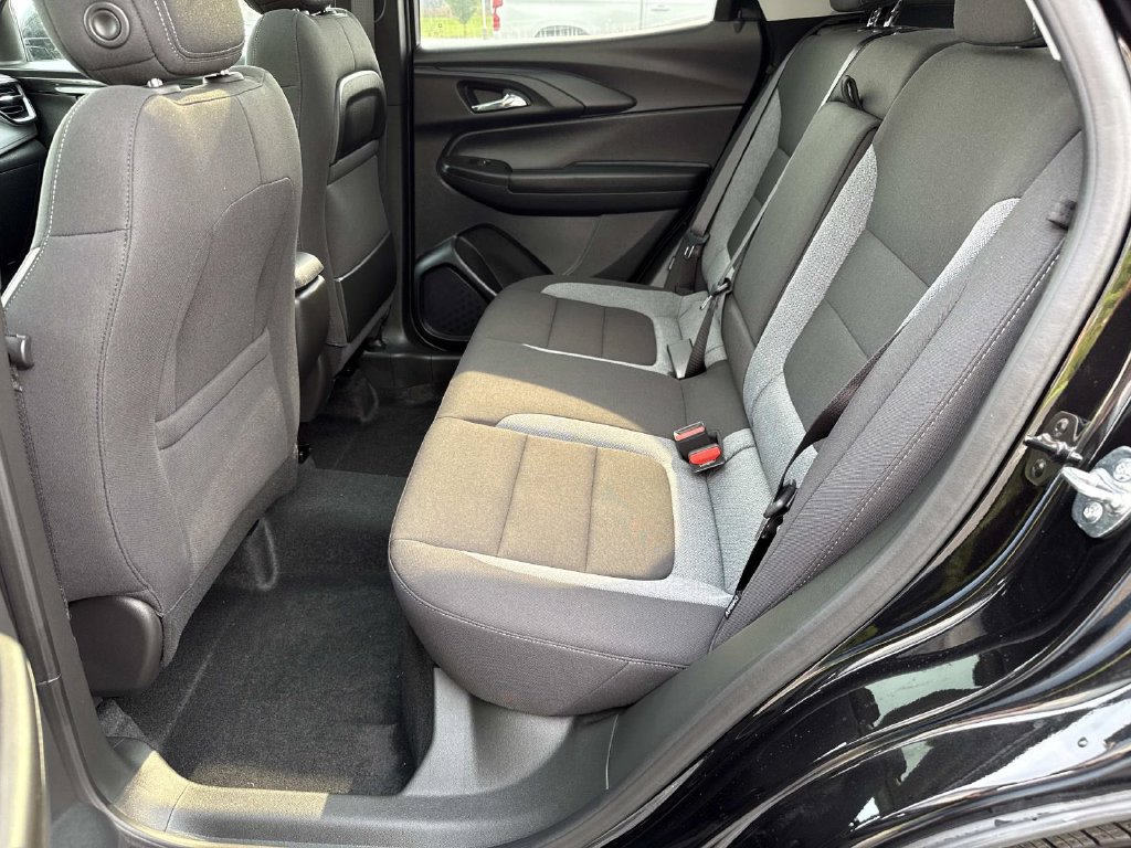 New 2026 Chevrolet TrailBlazer LT w/ Convenience Package AWD/4WD image 11
