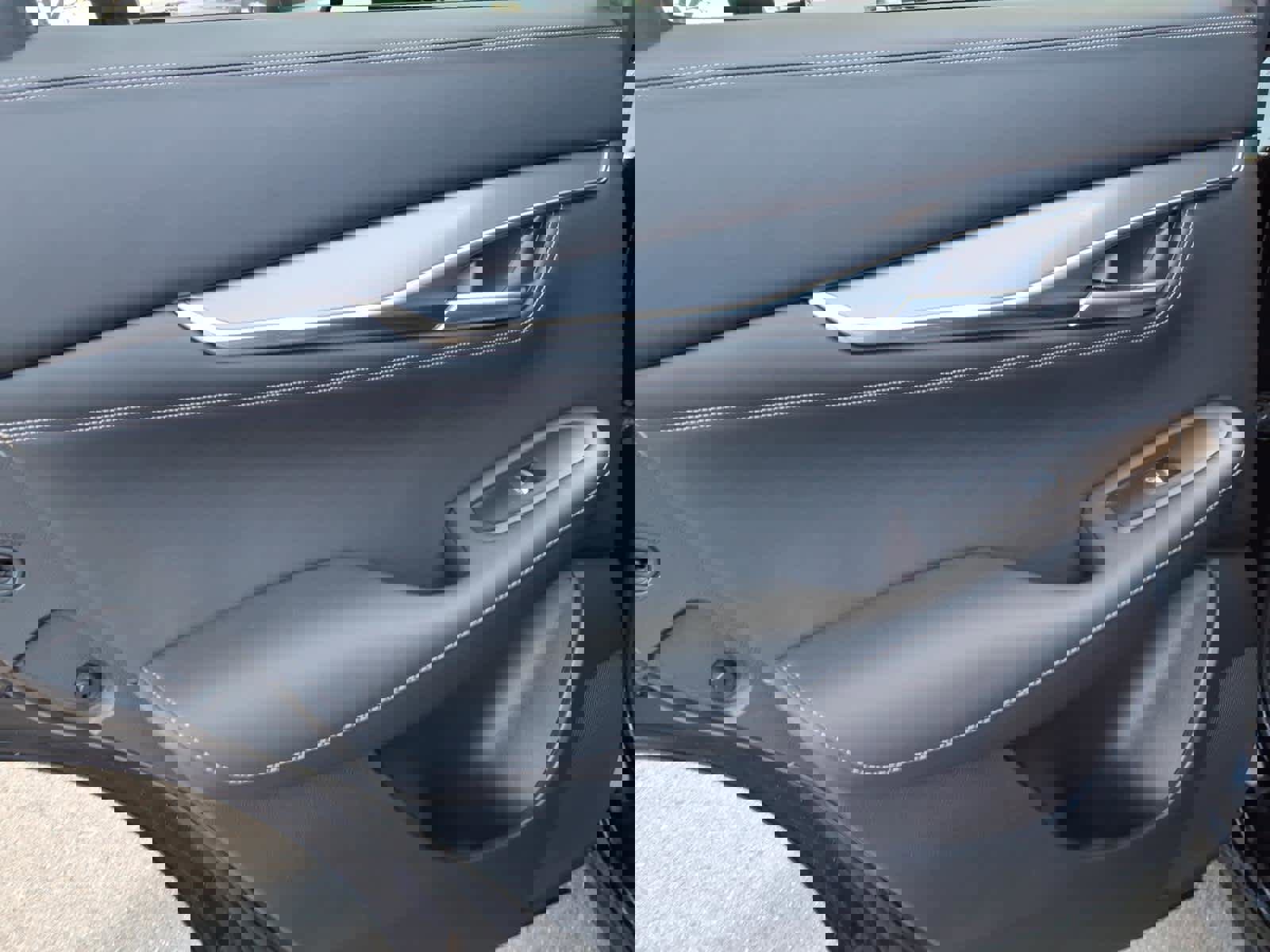 Used 2024 INFINITI QX55 Luxe w/ Cargo Package AWD/4WD image 12