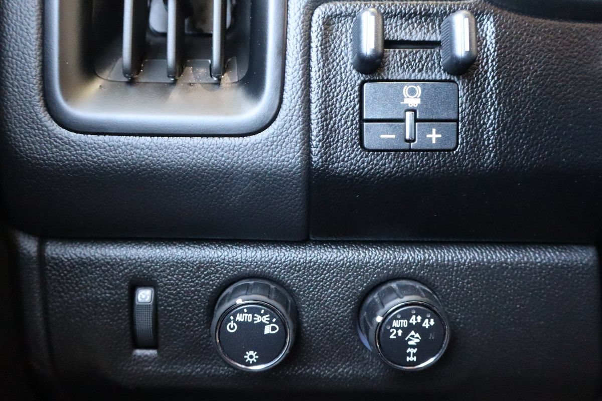 Used 2020 Chevrolet Colorado ZR2 AWD/4WD image 28