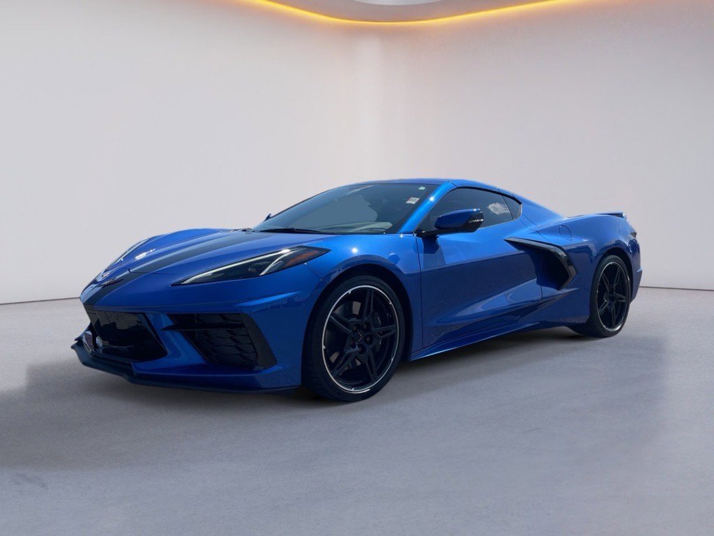 Used 2020 Chevrolet Corvette Stingray Premium Cpe w/ 3LT Preferred Equipment Group video 3