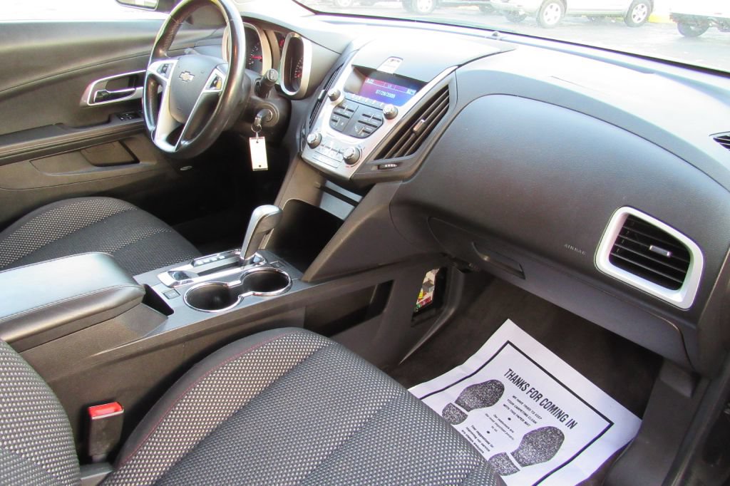 Used 2010 Chevrolet Equinox LT AWD/4WD image 21