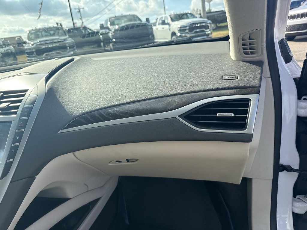 Used 2020 Lincoln MKZ Reserve w/ Elements Package image 33