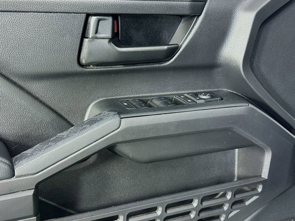 Used 2024 Toyota Tacoma SR image 20