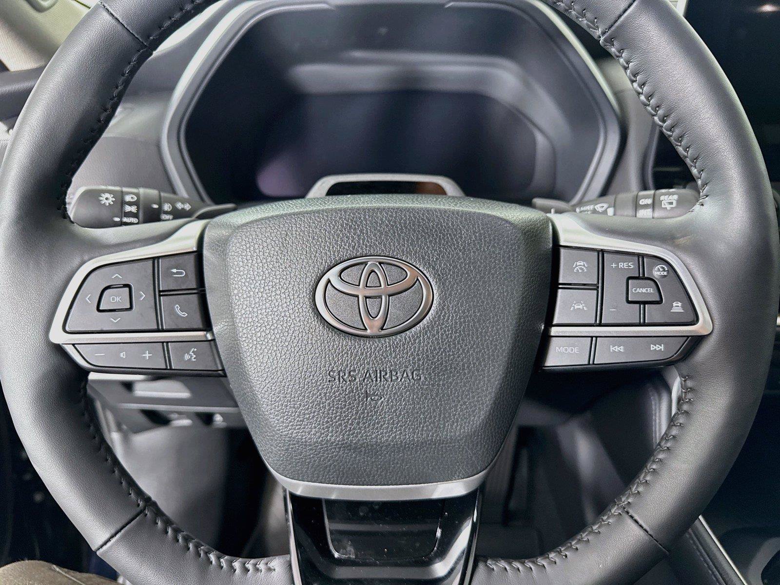 Certified 2026 Toyota Grand Highlander AWD image 17