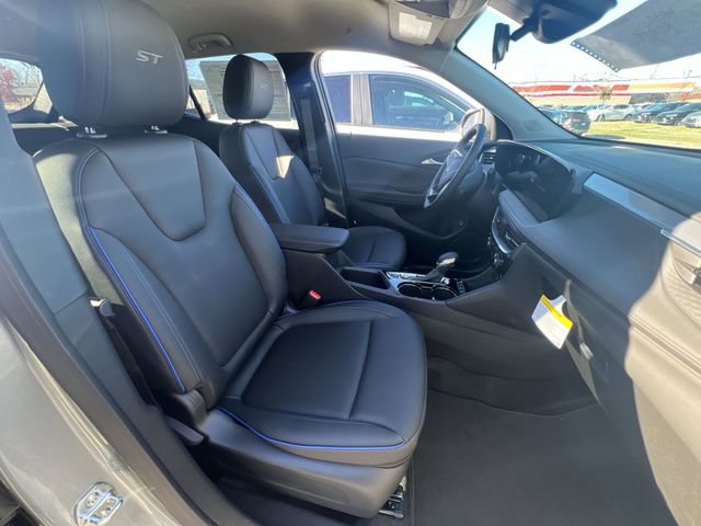 New 2026 Buick Encore GX Sport Touring w/ Comfort Package image 11