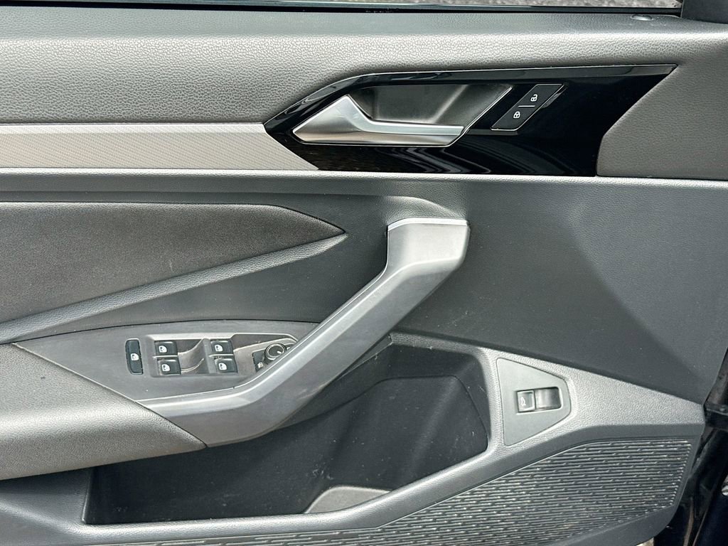 Used 2020 Volkswagen Jetta R-Line image 19