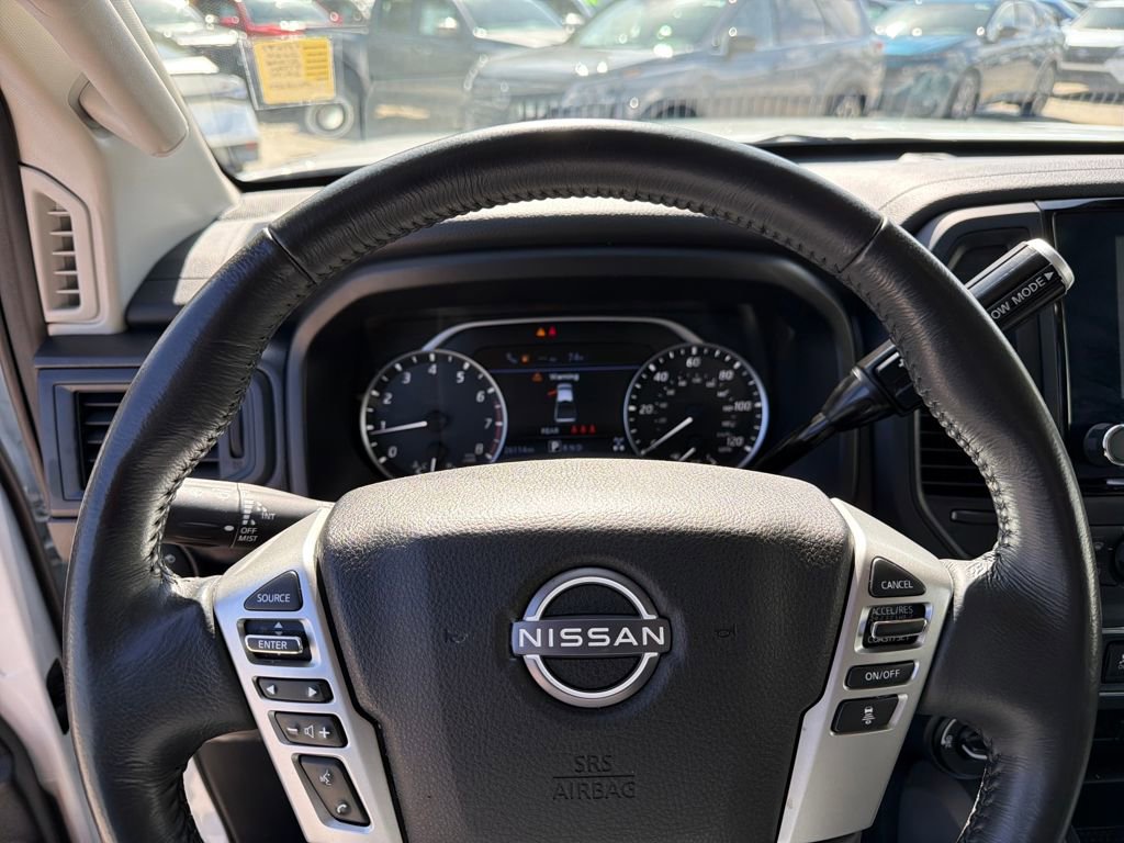 Used 2024 Nissan Titan SV w/ SV Convenience Package image 21