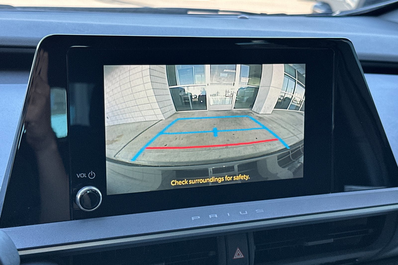 Certified 2024 Toyota Prius LE FWD image 18