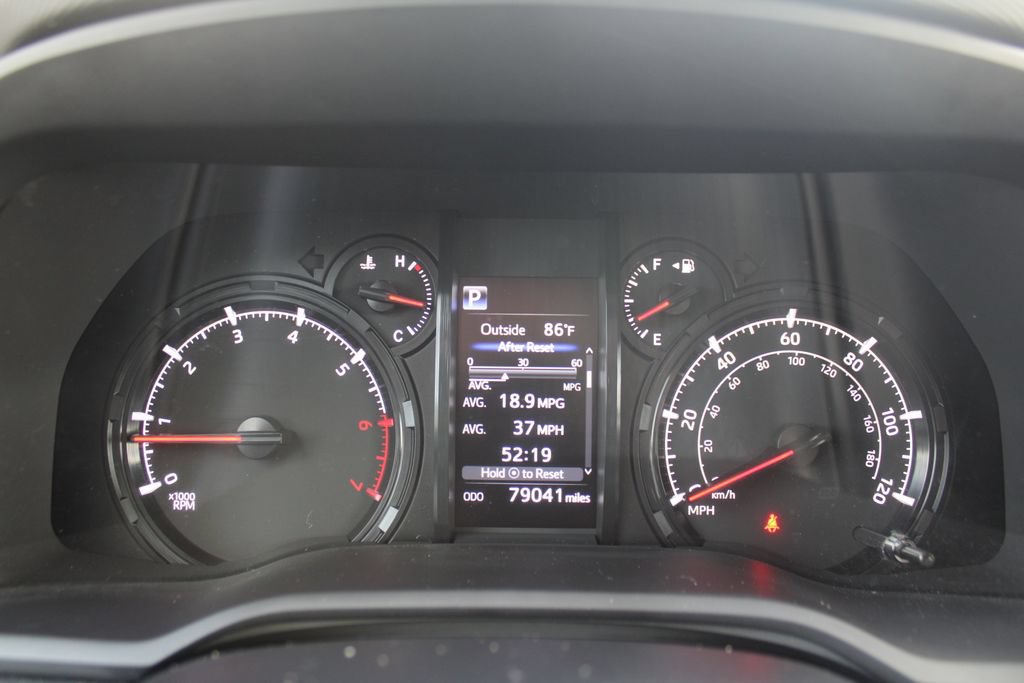 Used 2022 Toyota 4Runner SR5 Premium AWD/4WD image 30