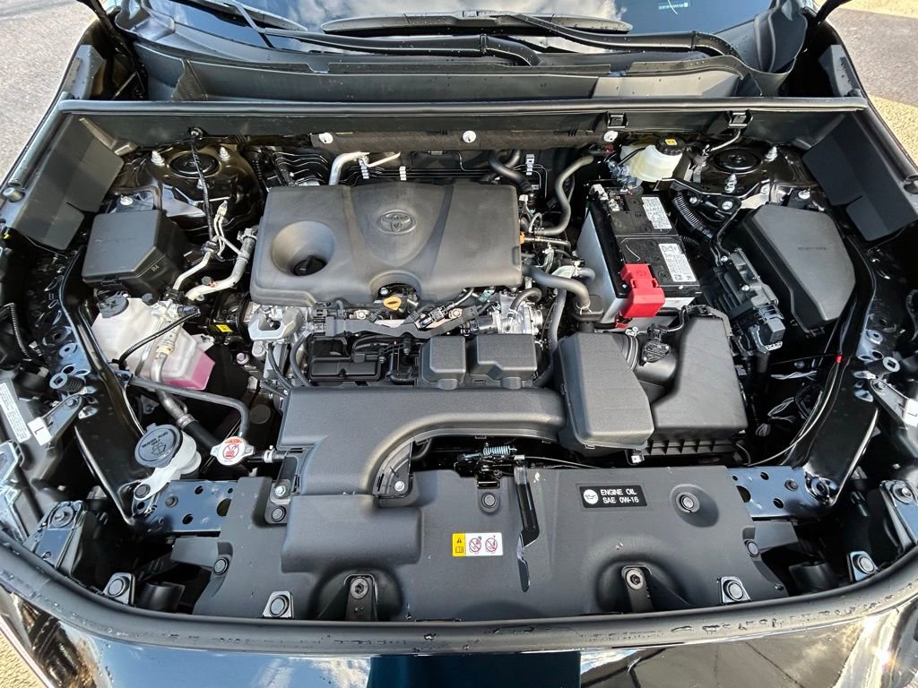 Used 2025 Toyota RAV4 XLE w/ Convenience Package image 36