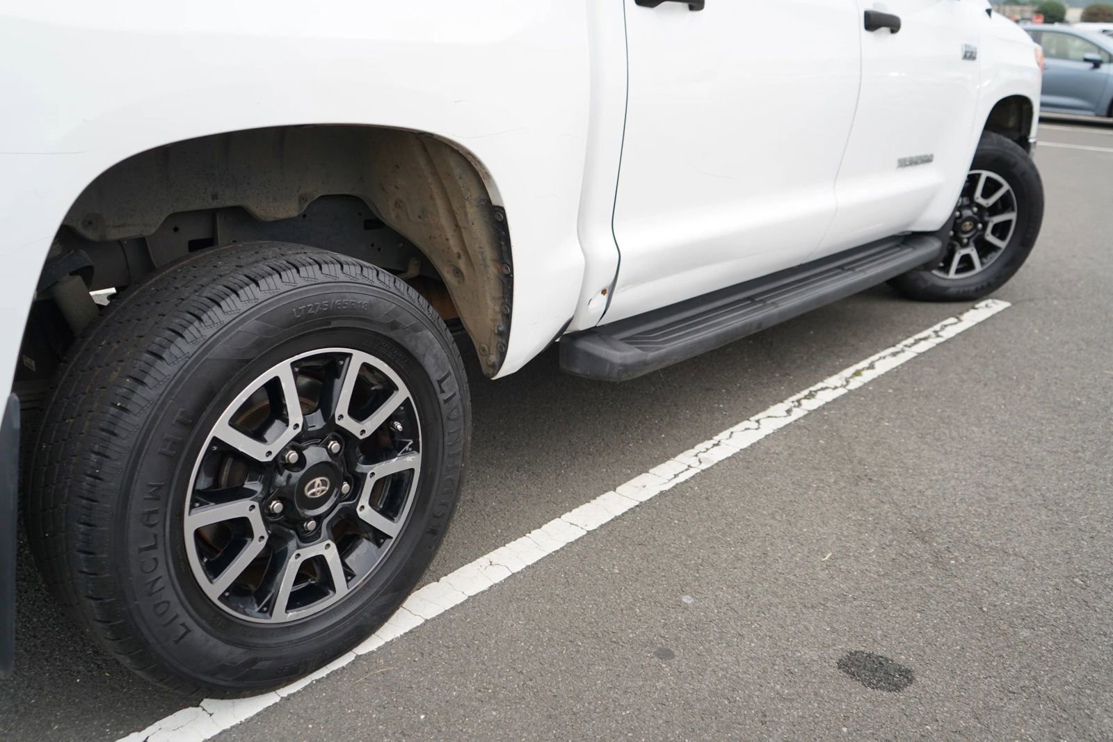Used 2017 Toyota Tundra SR5 image 5