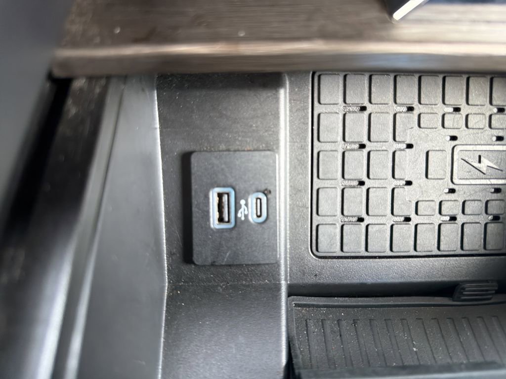 Used 2024 Ford Expedition Max Limited image 33