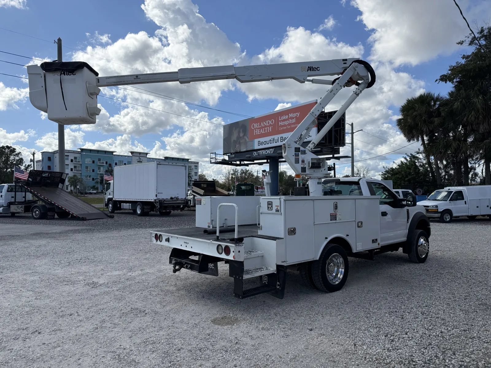 Used 2017 Ford F550 2WD Regular Cab Super Duty w/ Snow Plow Prep Package image 8