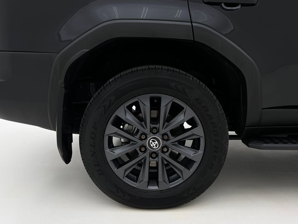 Used 2024 Toyota Land Cruiser w/ Premium Package image 27
