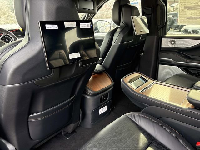 New 2026 Lincoln Navigator Black Label image 16