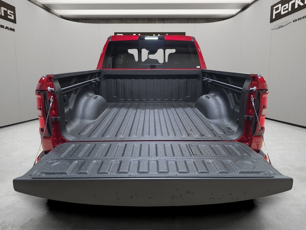 New 2027 RAM 1500 Laramie w/ Night Edition AWD/4WD image 31