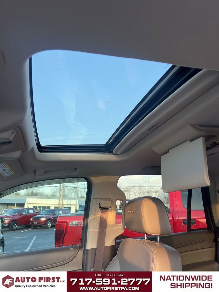 Used 2019 GMC Yukon Denali w/ Denali Ultimate Package image 13