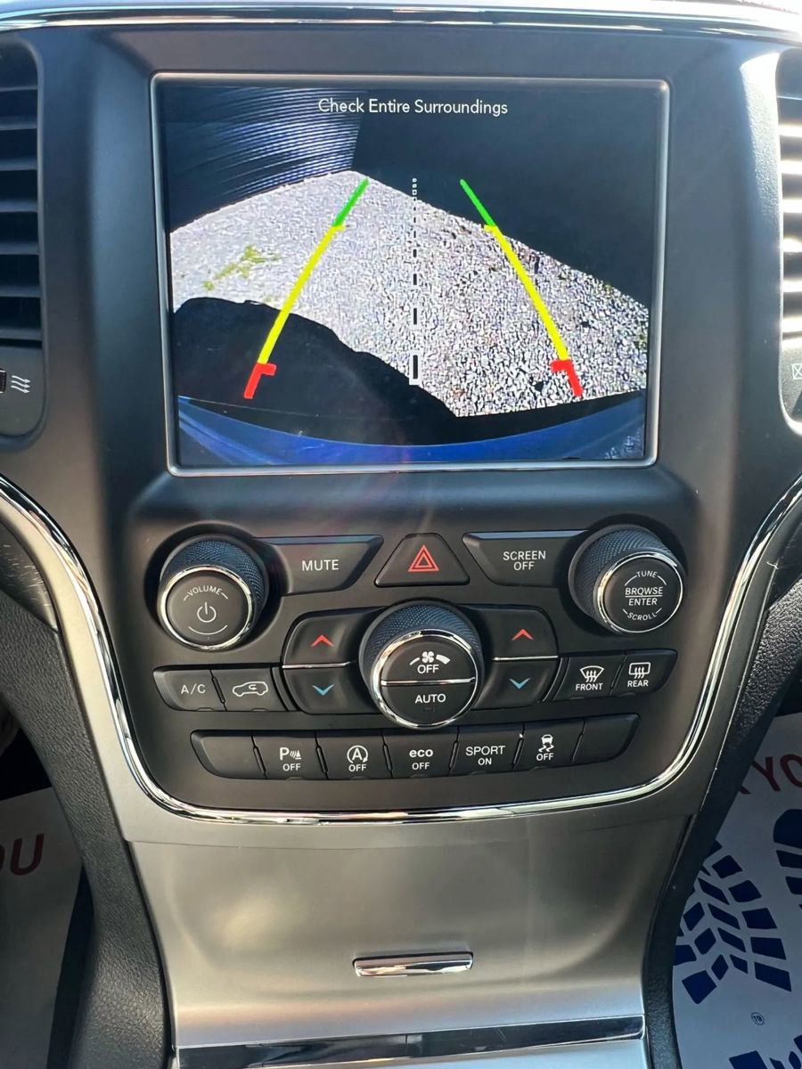 Used 2018 Jeep Grand Cherokee Altitude AWD/4WD image 16