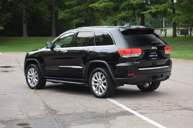 Used 2017 Jeep Grand Cherokee Limited w/ Trailer Tow Group IV AWD/4WD image 25