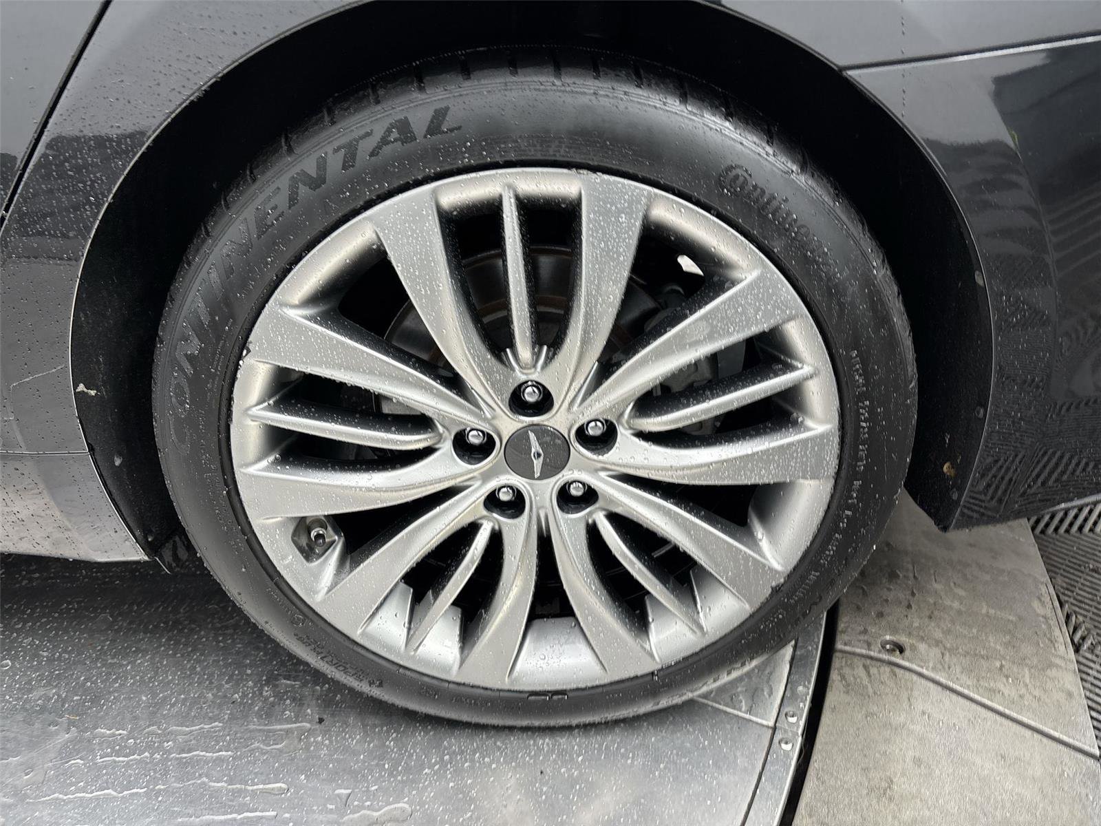 Used 2018 Genesis G80 5.0 Ultimate image 27