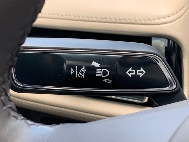 Certified 2022 Lincoln Nautilus Reserve image 30