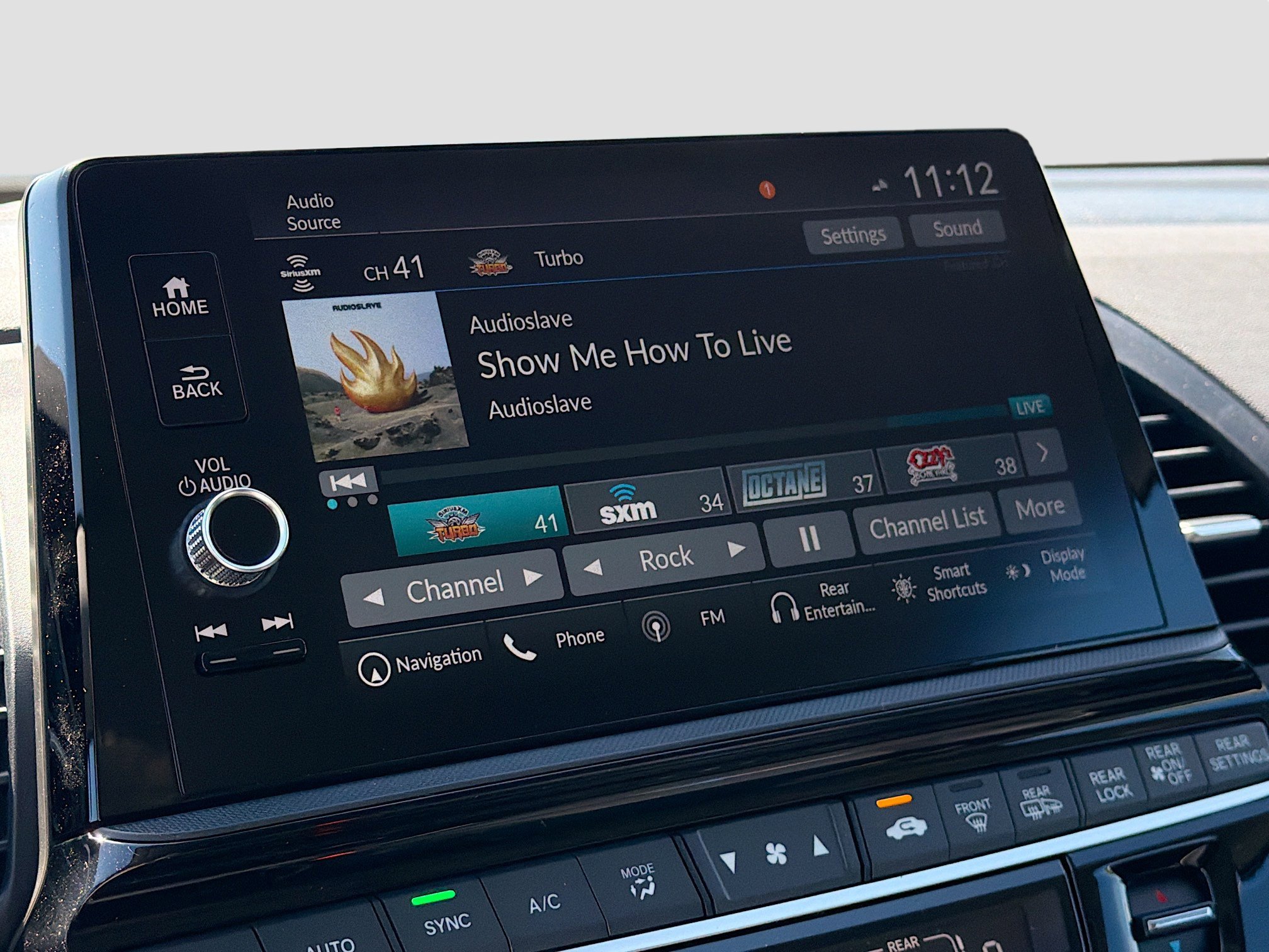 New 2026 Honda Odyssey Touring image 36