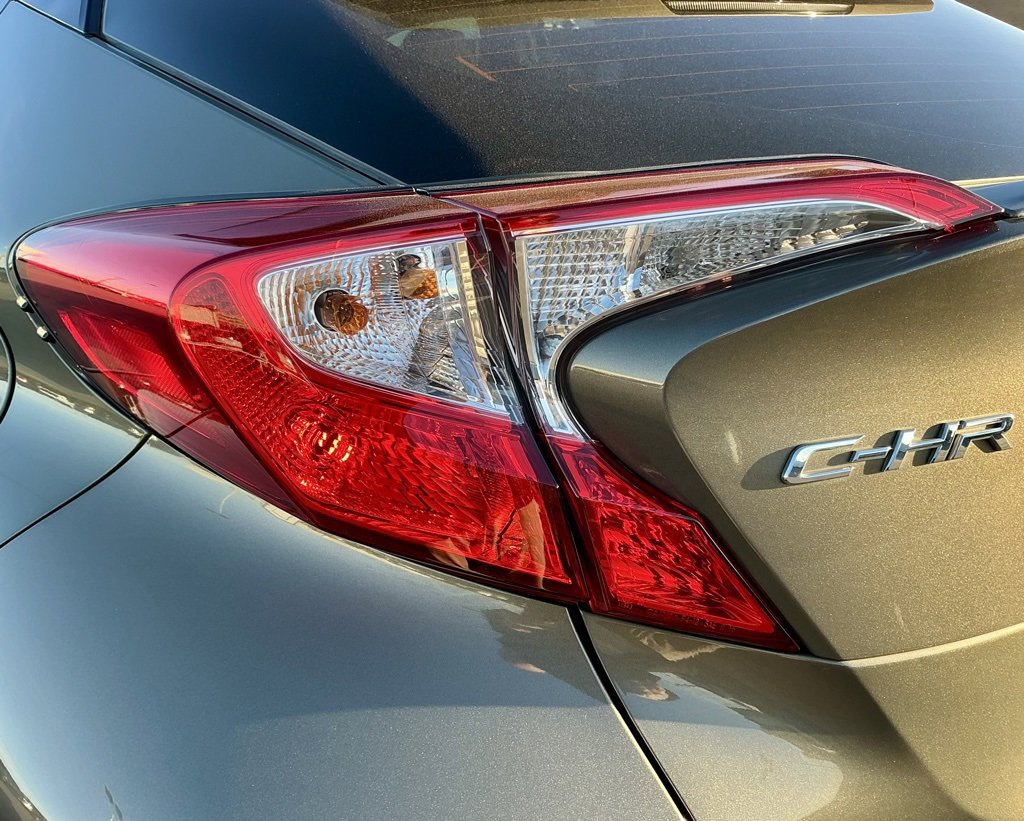Used 2021 Toyota C-HR LE image 14