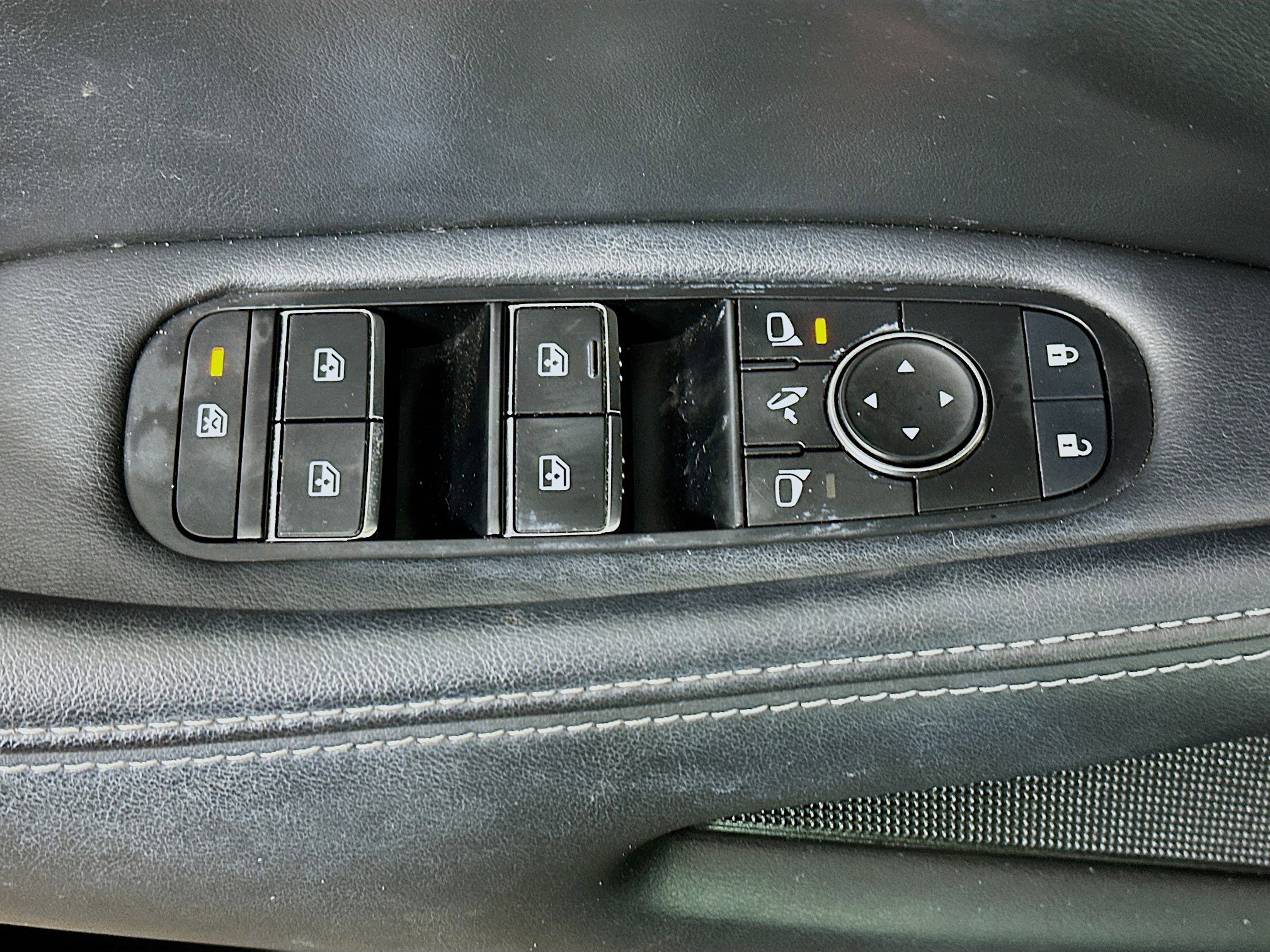 Used 2023 INFINITI QX60 Luxe w/ Cargo Package image 15