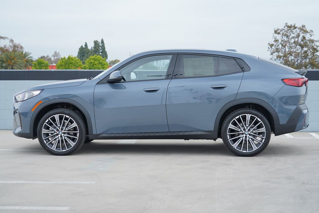 New 2026 BMW X2 xDrive28i w/ Convenience Package AWD/4WD image 4