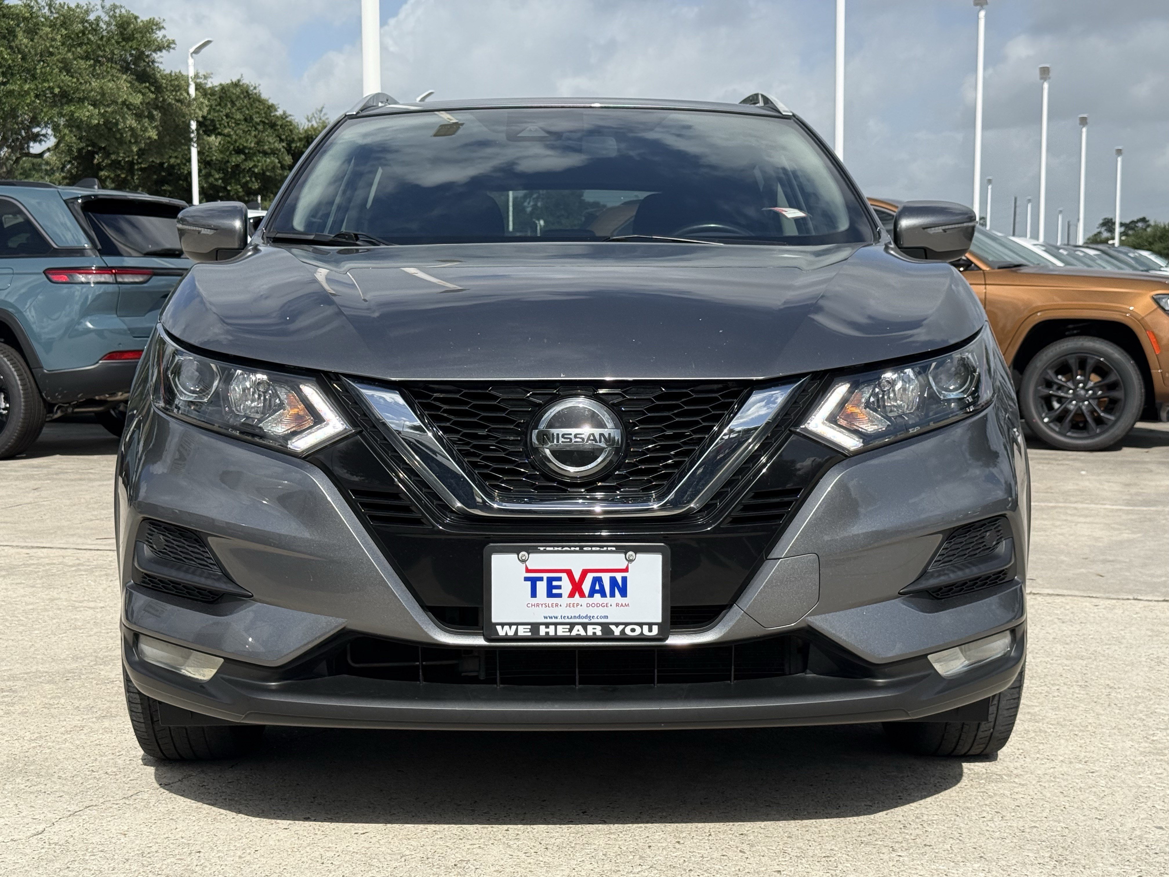 Used 2022 Nissan Rogue Sport SV FWD image 10