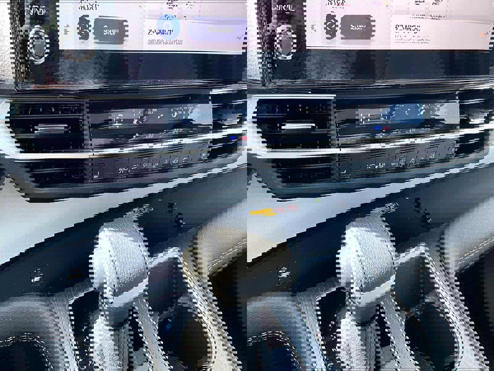 Used 2025 Toyota Sienna XLE w/ XLE Plus Package image 27