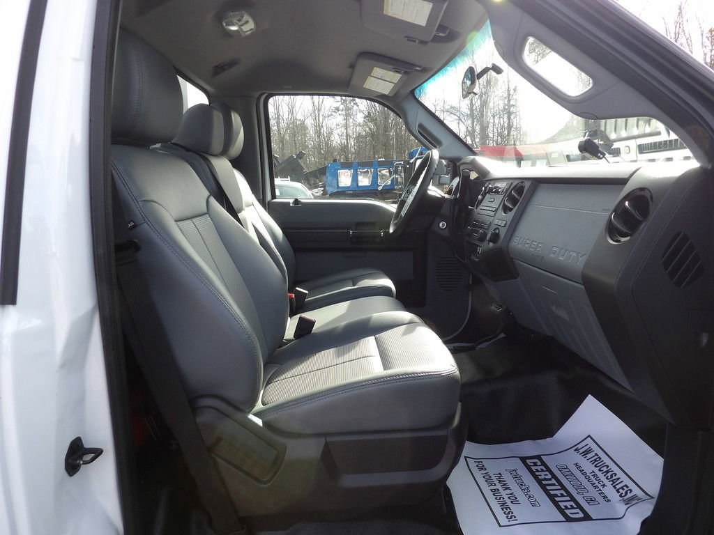 Used 2015 Ford F450 XL w/ Power Equipment Group image 30