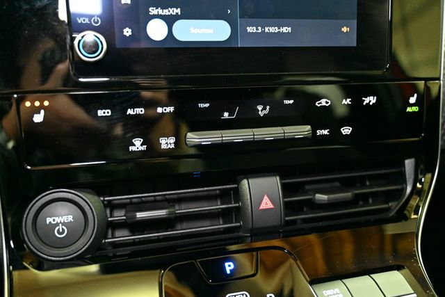 Certified 2024 Subaru Solterra Premium image 36