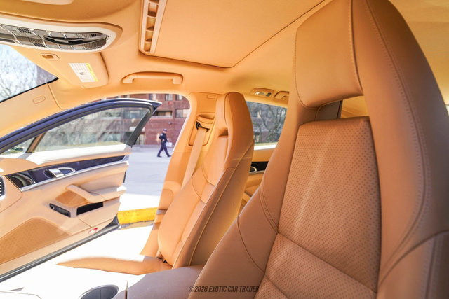 Used 2012 Porsche Panamera 4 image 51