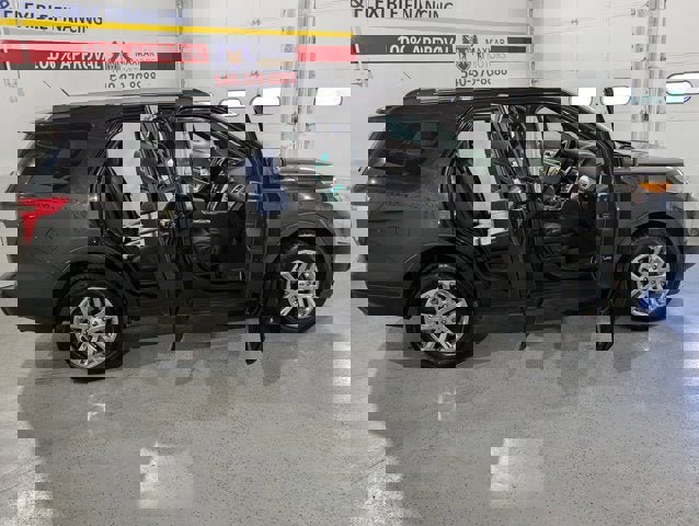 Used 2015 Ford Explorer XLT w/ Equipment Group 202B image 15