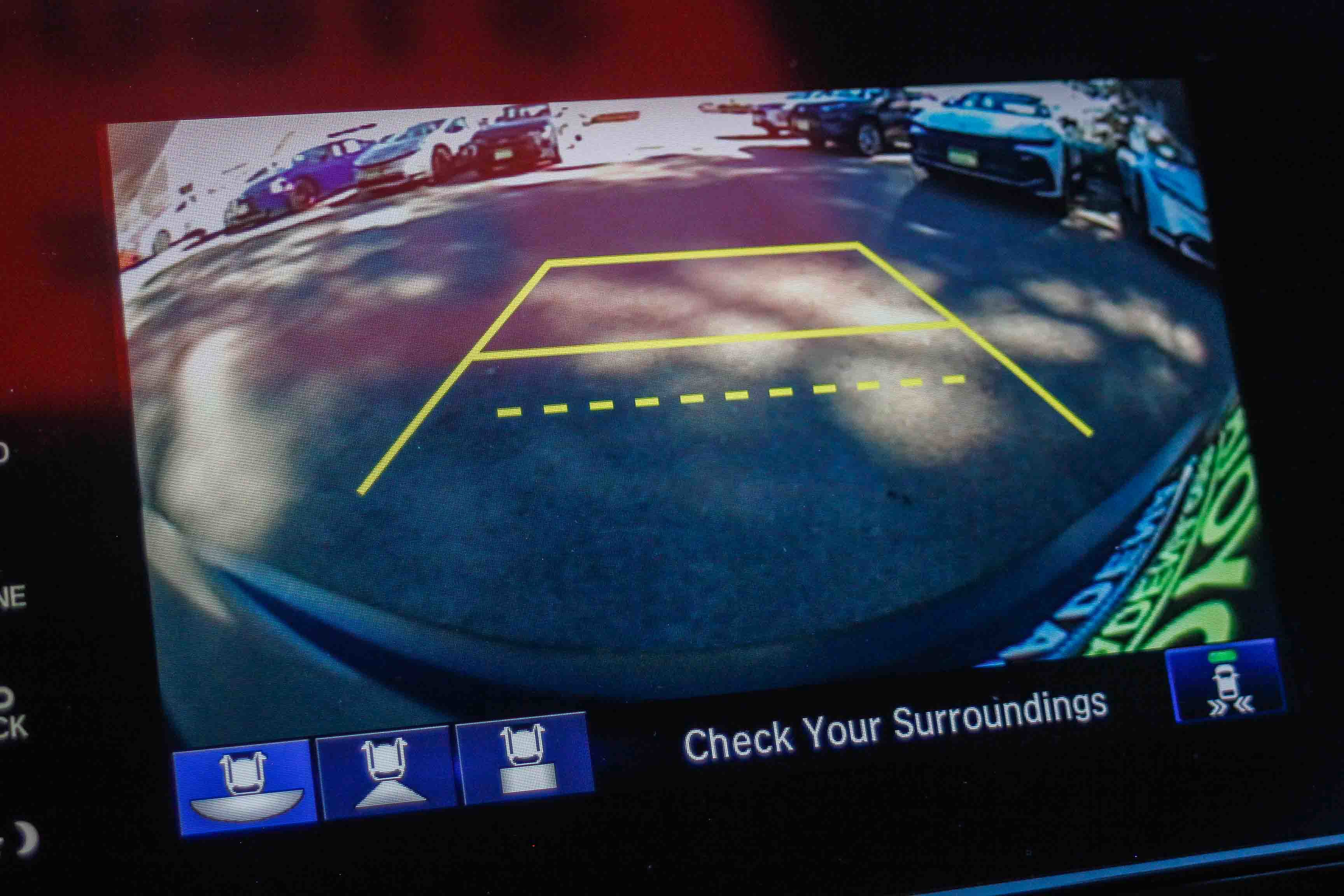 Used 2018 Honda CR-V Touring image 19