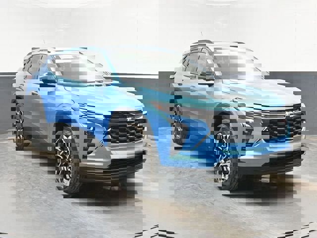 New 2026 Chevrolet Trax RS w/ Sunroof Package image 2