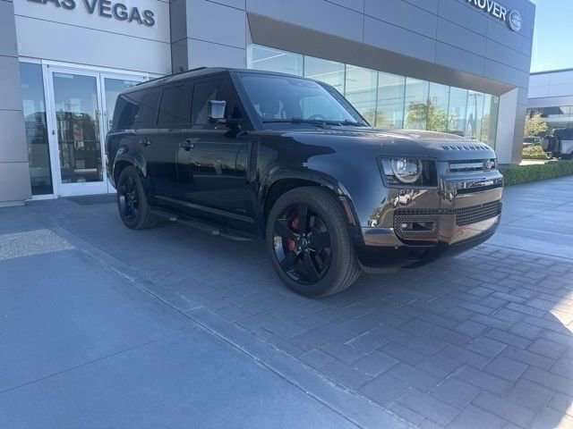 Used 2024 Land Rover Defender 130 X image 3