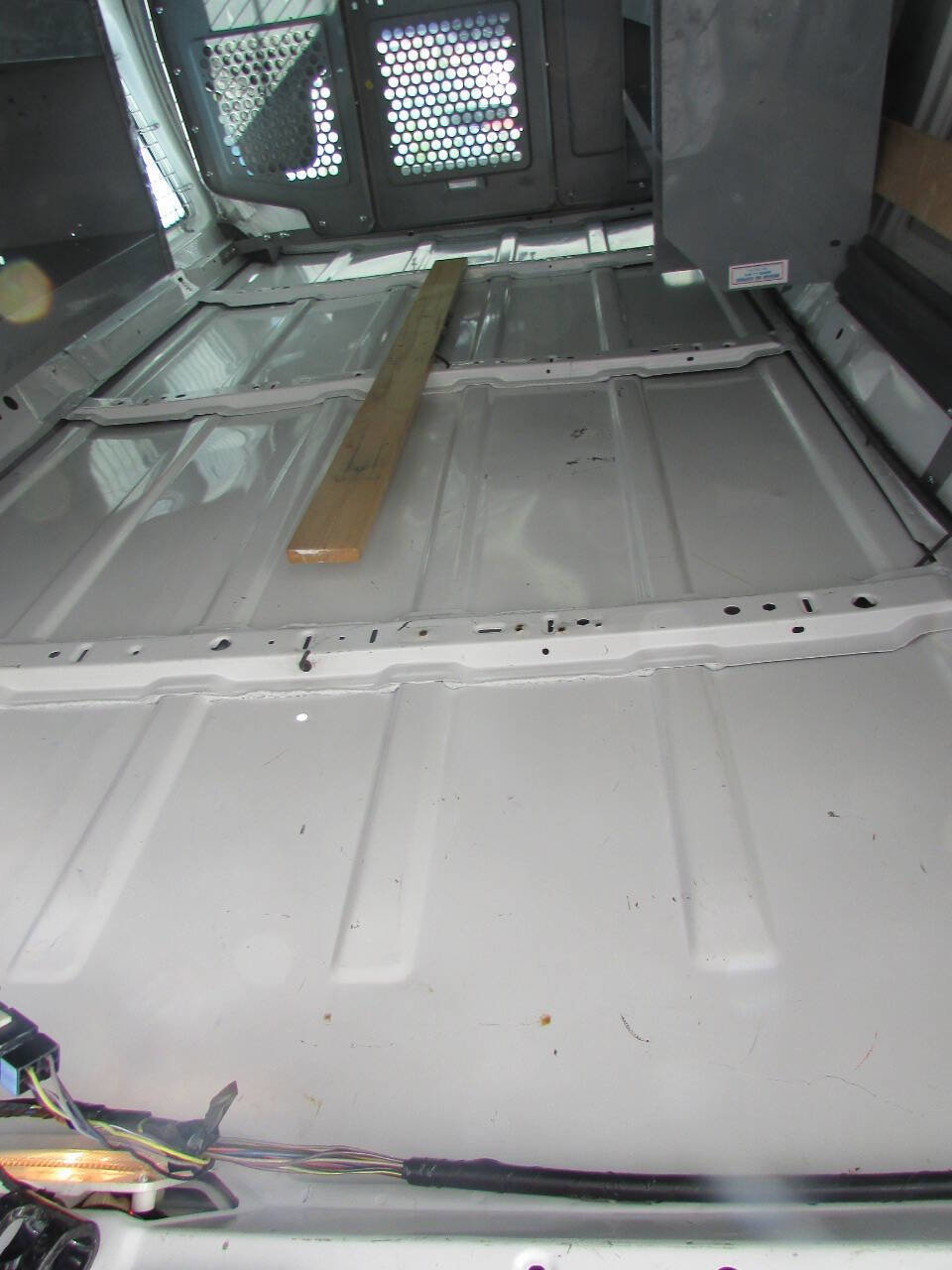 Used 2012 Ford E-250 and Econoline 250 w/ PWR Group RWD image 45